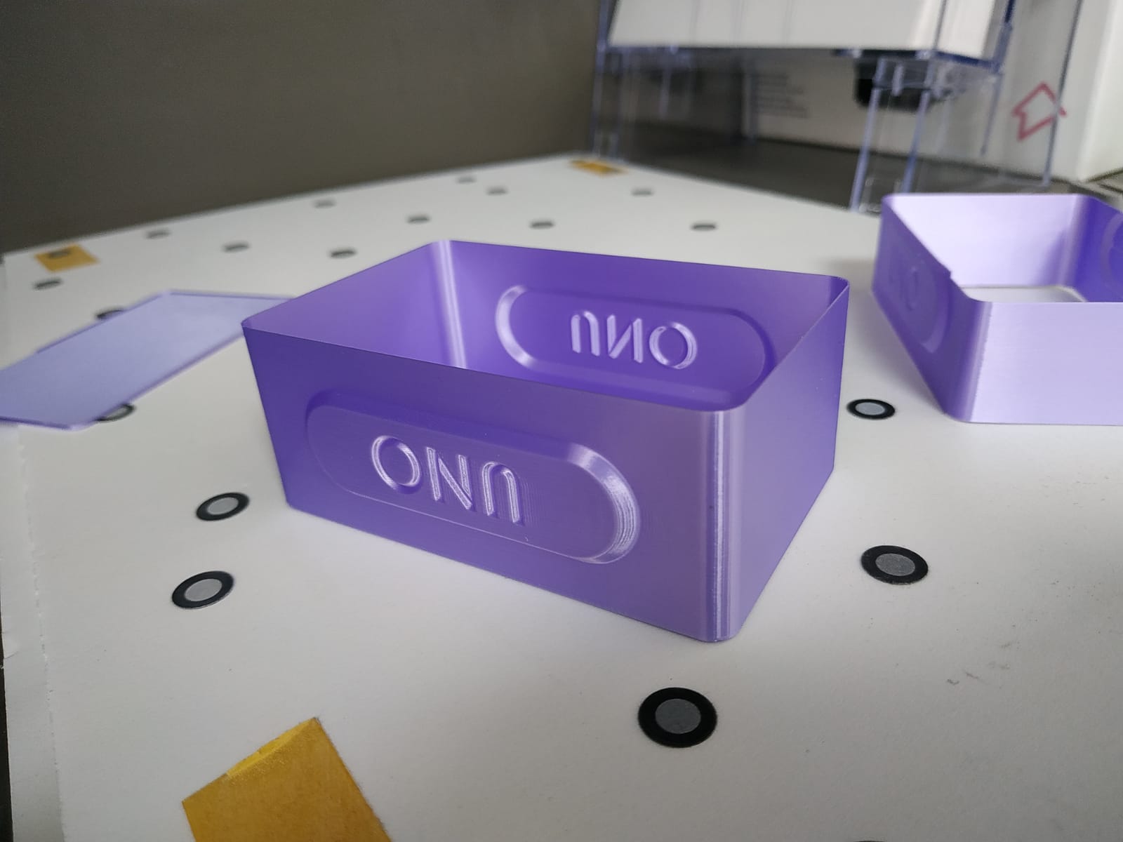 Uno Vase Box