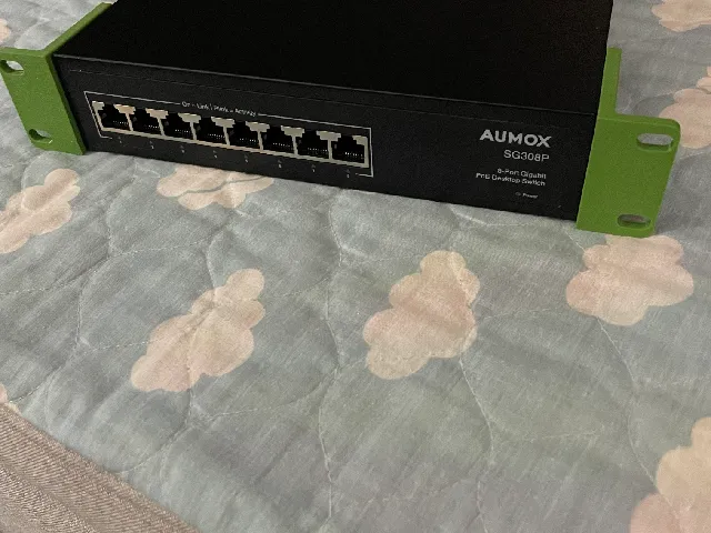 SG308P  Network Switch 10 inch Rack Brackets