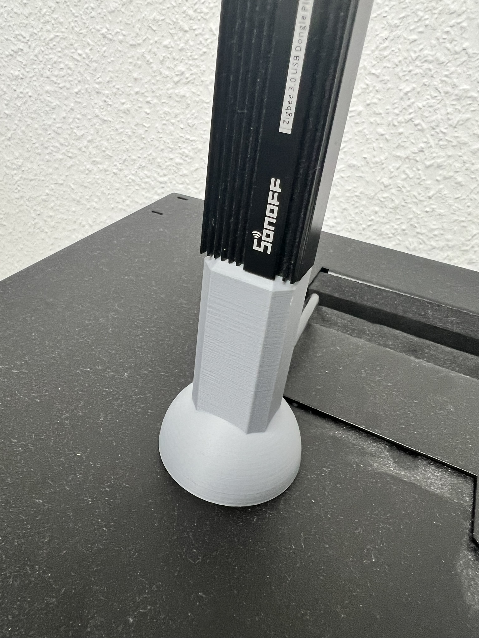 Vertical USB Stand e.g. ZigBee Dongle — miniatura 2