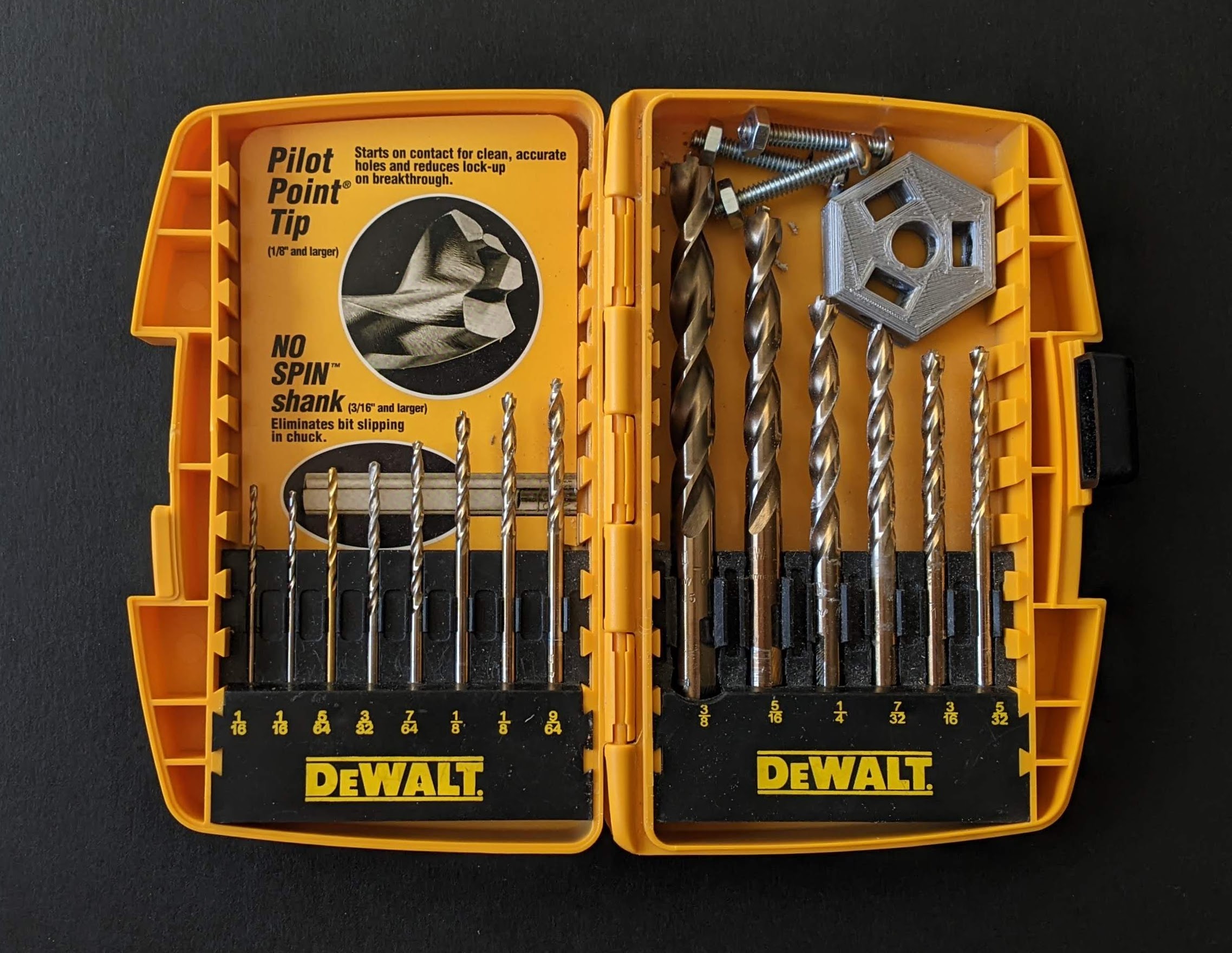 Miniatura 4 do modelo 3D Hand Drill