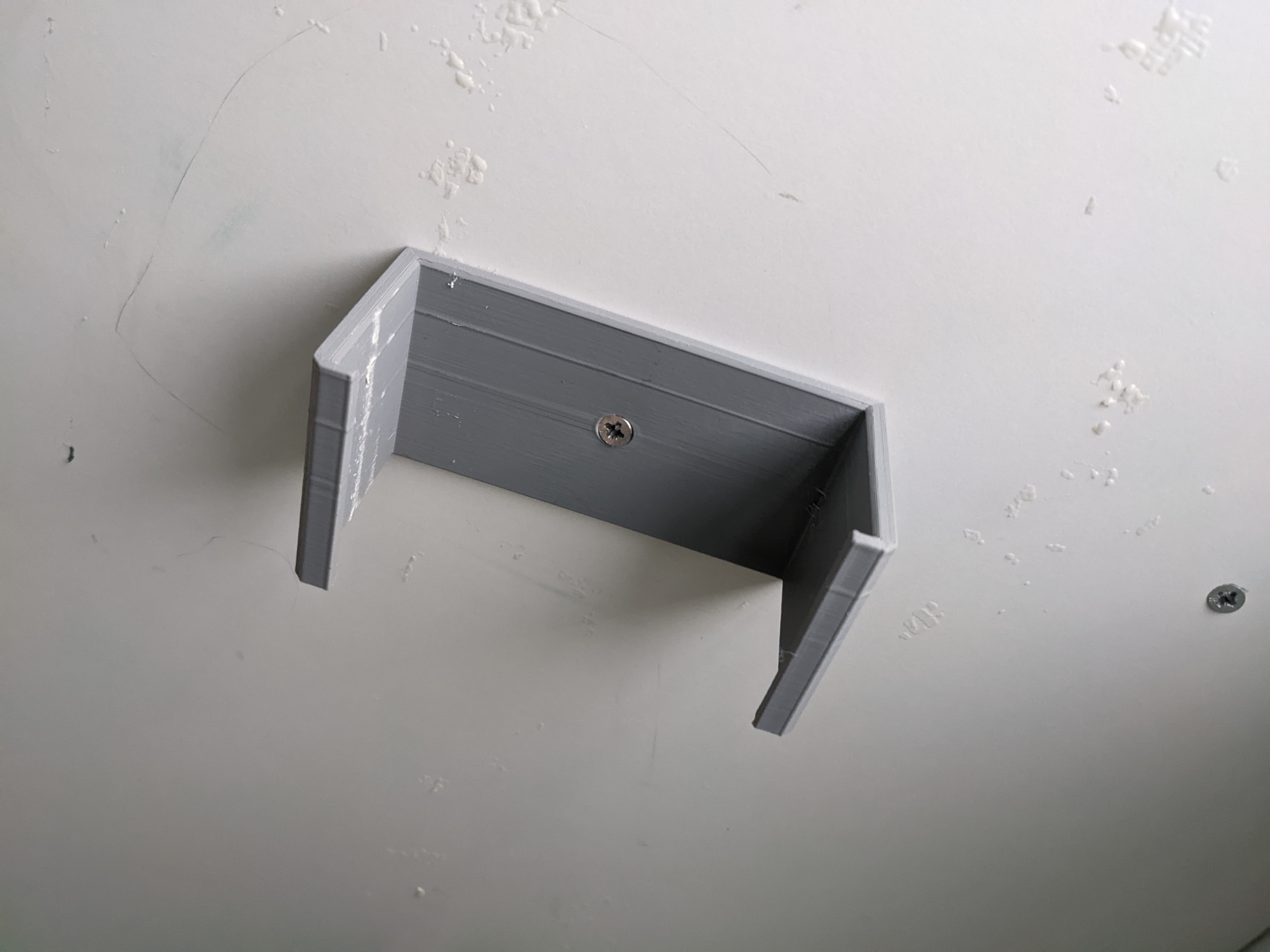 Extension cable holder by dodimir Download free STL model