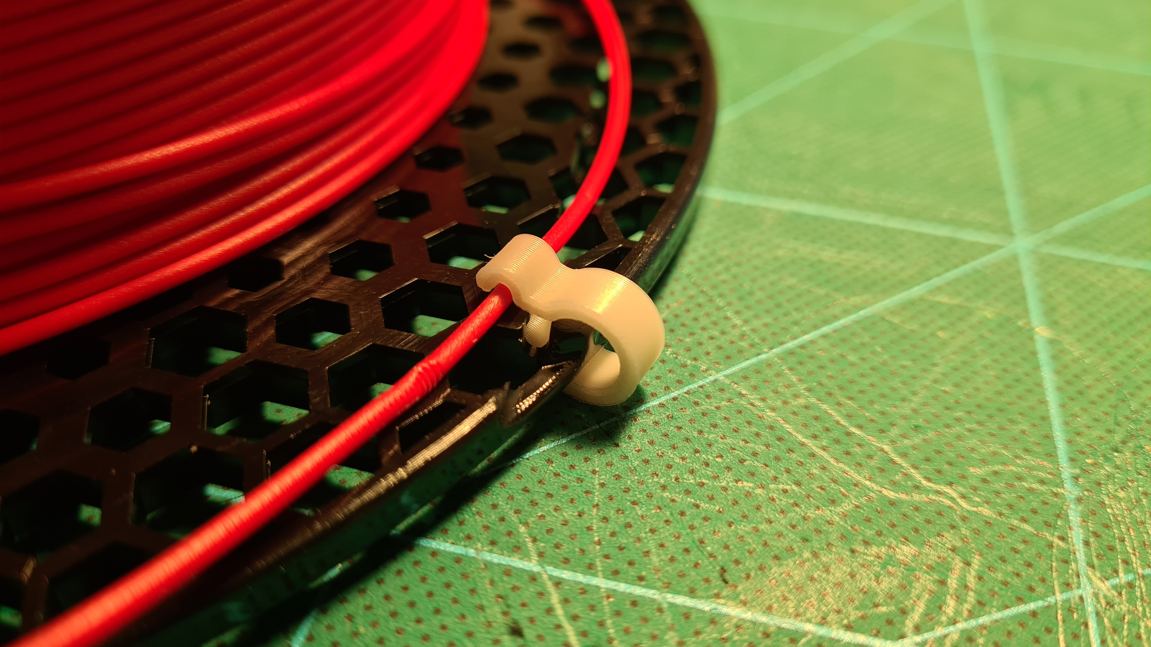 Filament clip