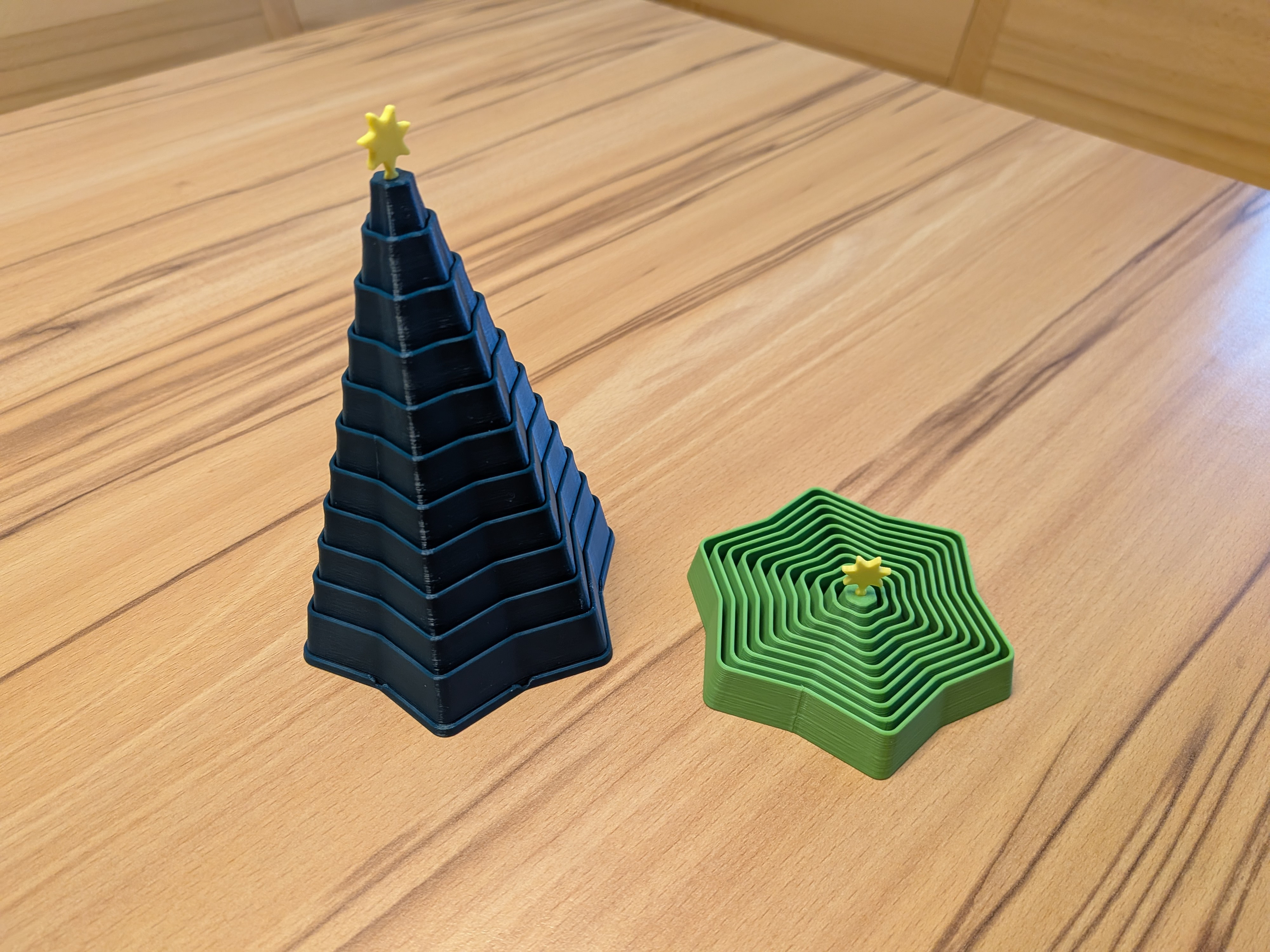 Weihnachtsbaum Stern auseinanderziehbar