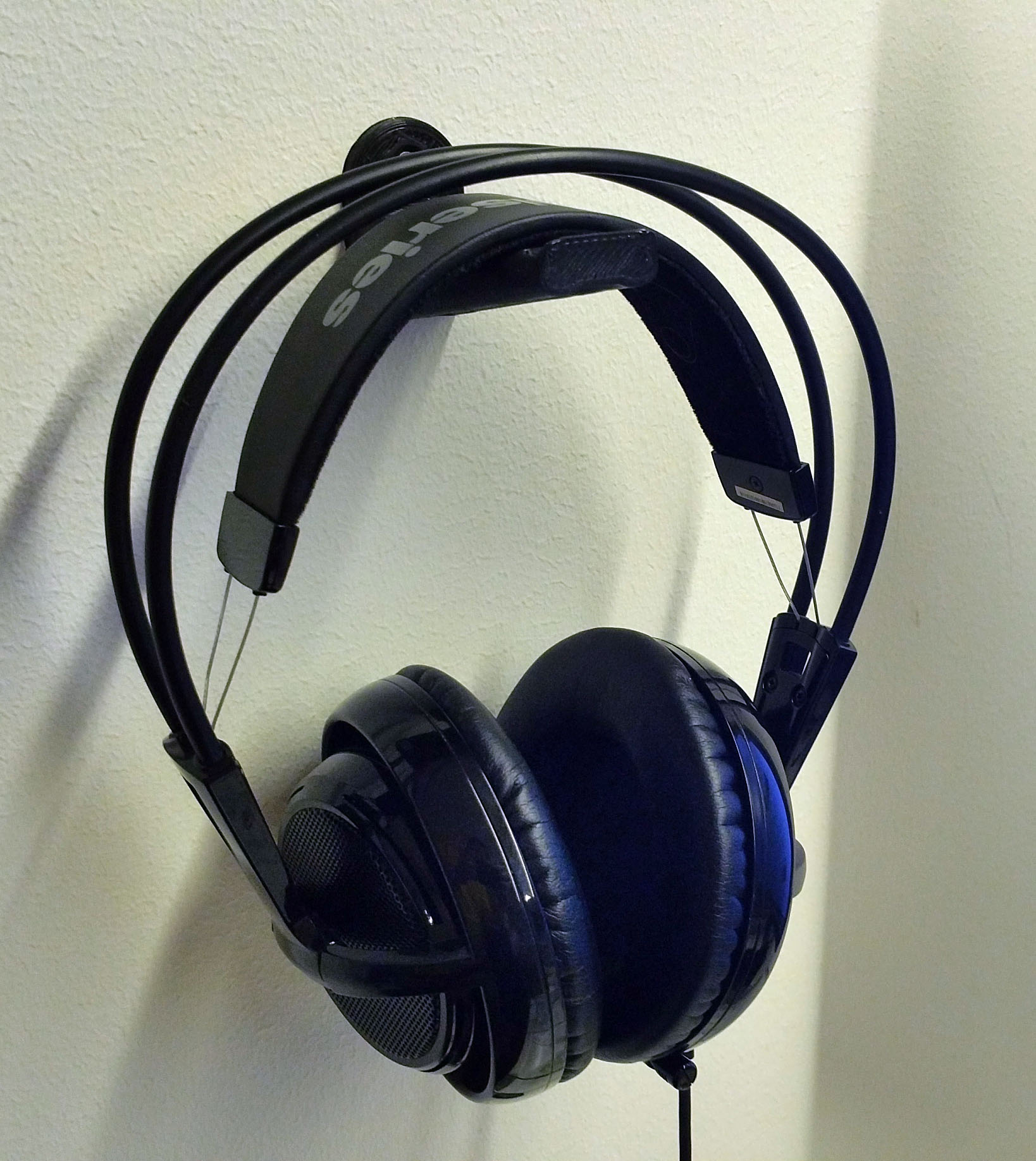 Headset hanger by Cederb Download free STL model