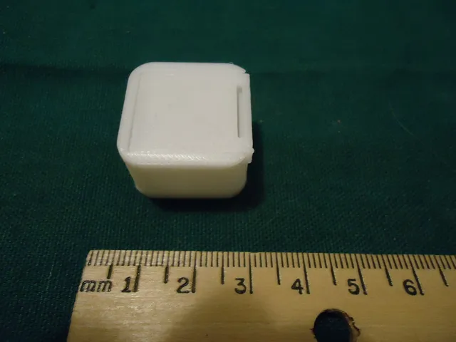 Pill Box 24x24