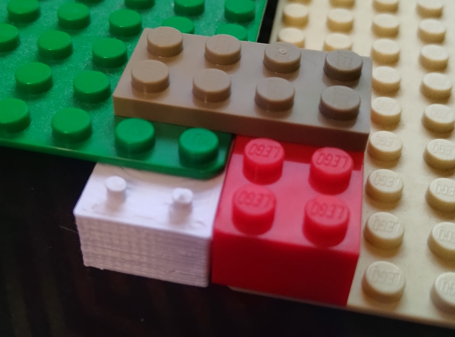 Updated Lego baseplate lifters