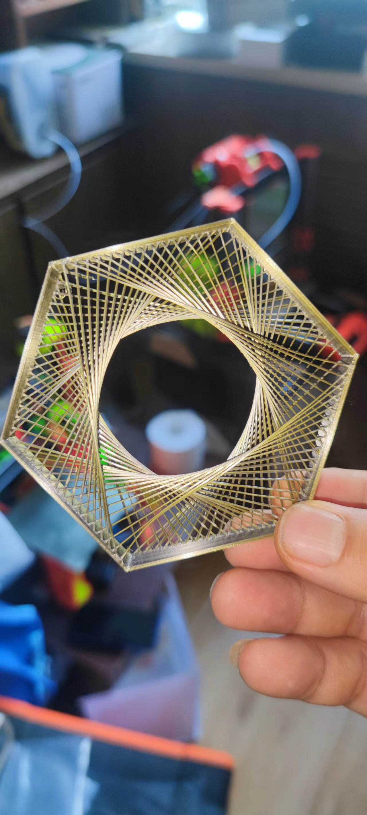 Hexagonal pull bridge