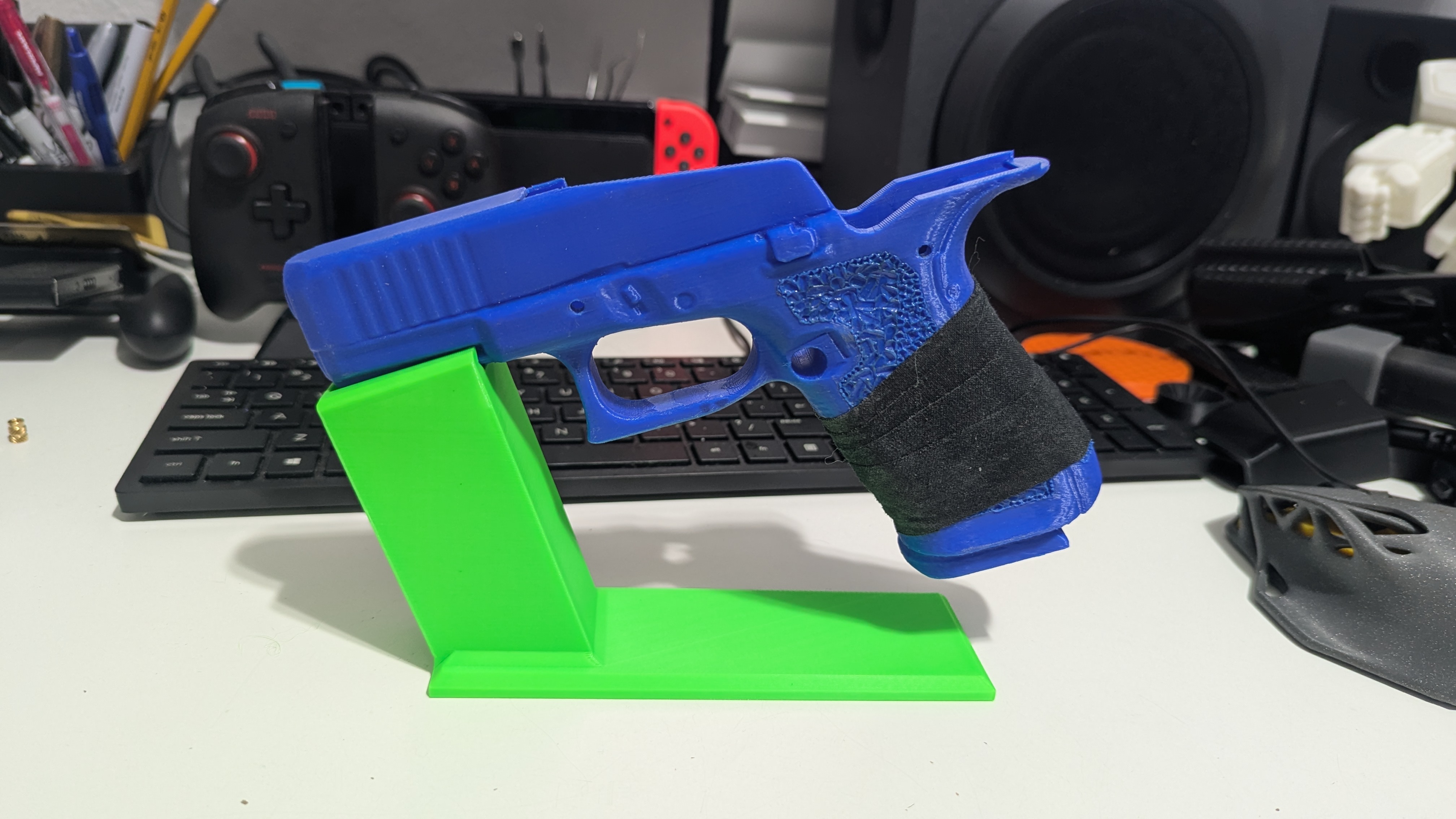 ACE VR HANDSET STAND — thumbnail 2