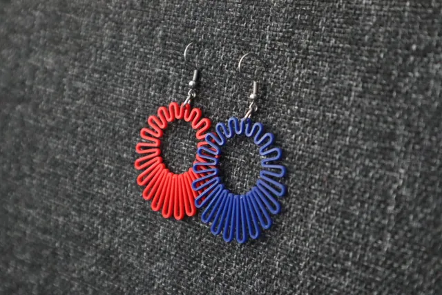 Single line earrings