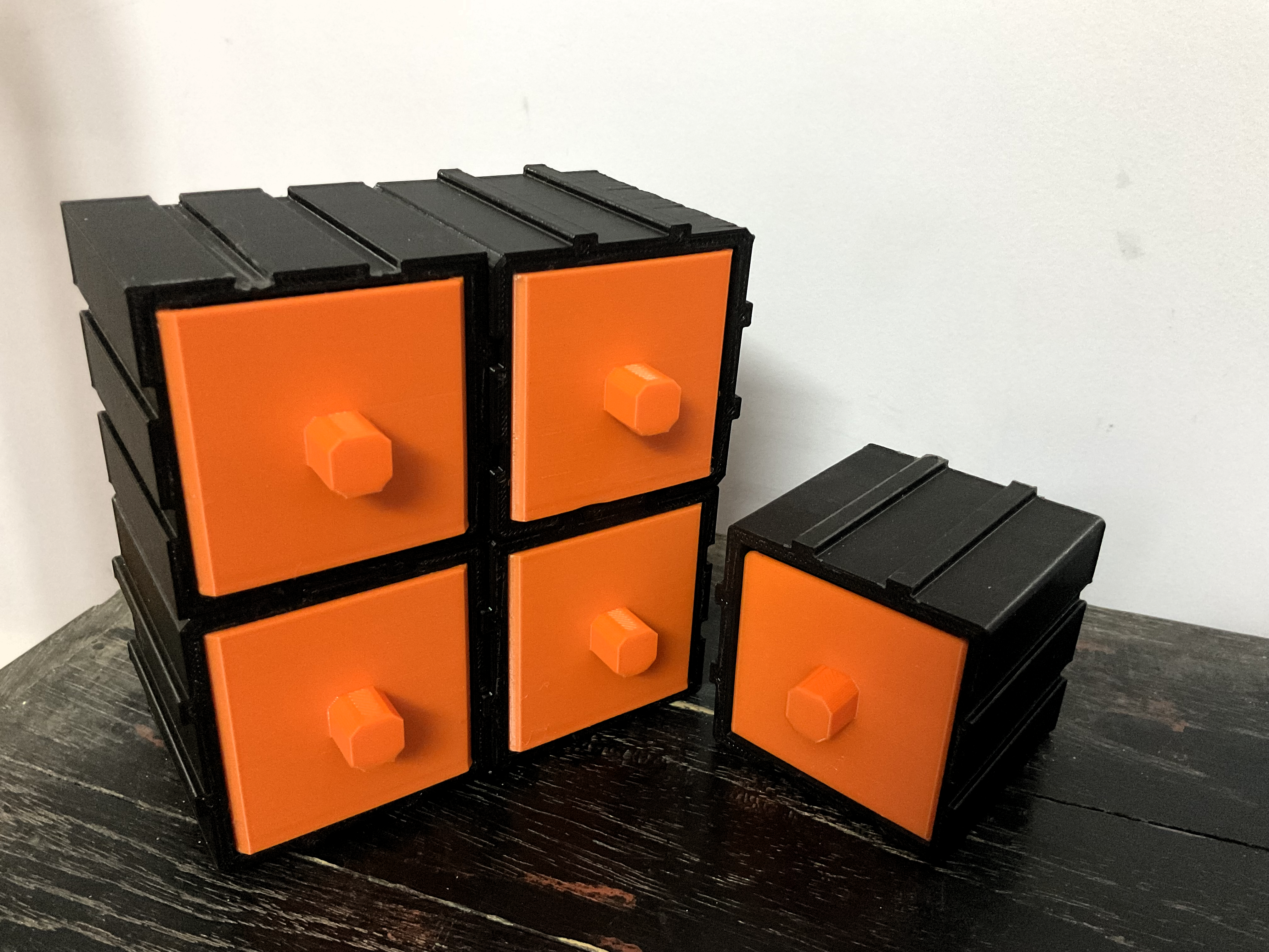 Miniatura 2 do modelo 3D Modular Storage Cubes