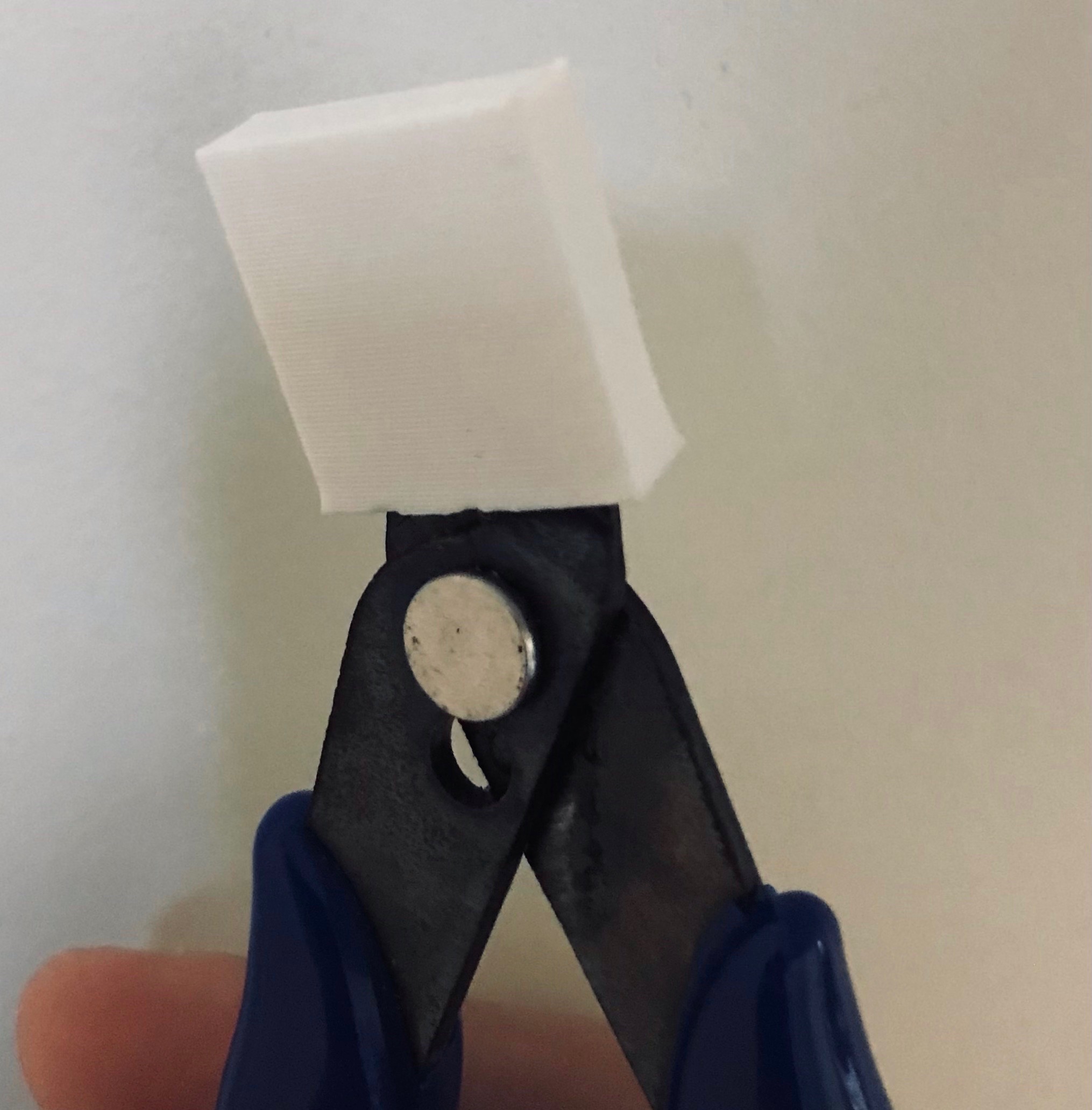 Flush cutter cap