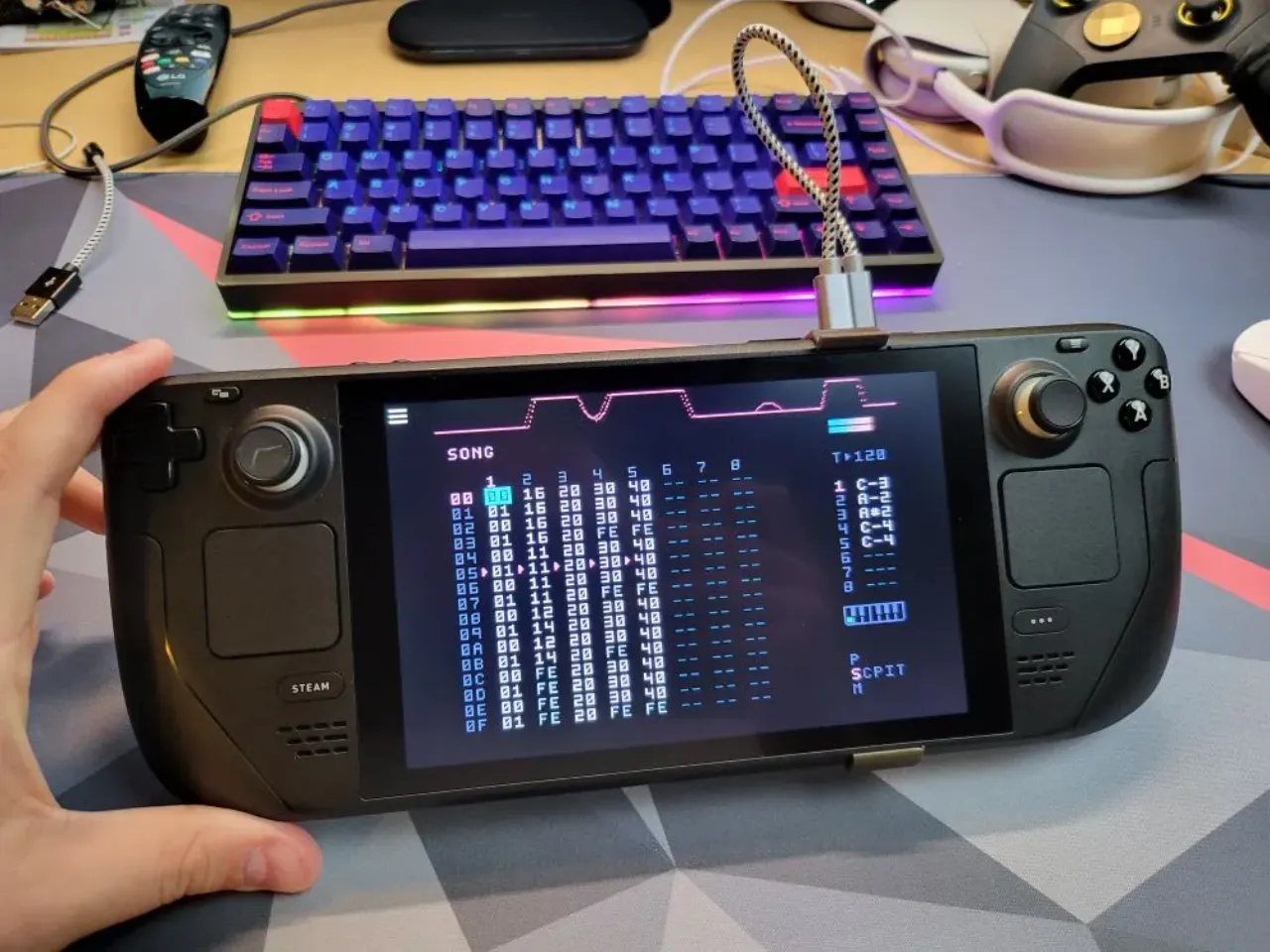 Steam Deck Dirtywave M8 Headless Holder - For Teensy Game Steam Deck Dirtywave M8 Headless Holder - For Teensy Game
