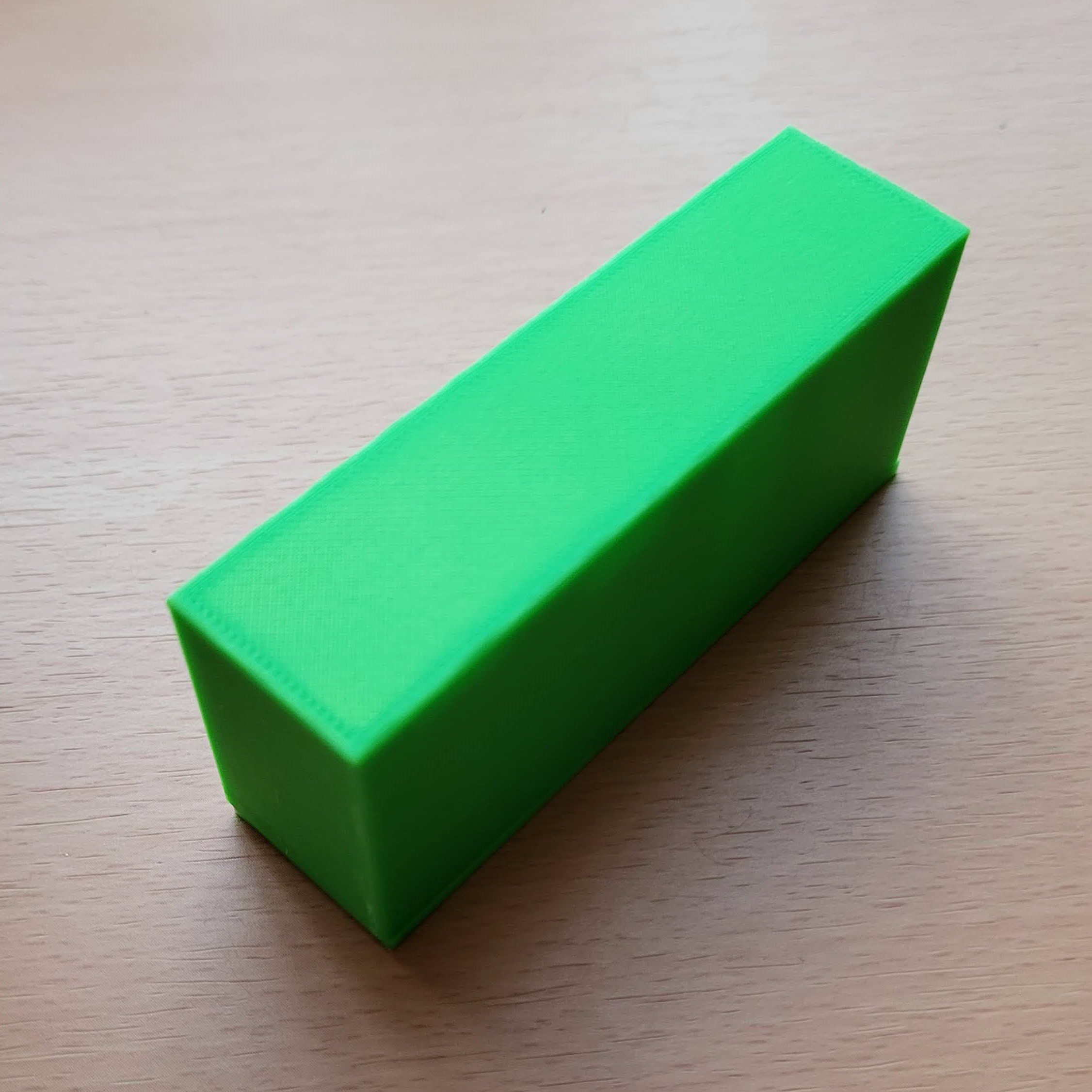 Miniatura 2 do modelo 3D Button cell battery box