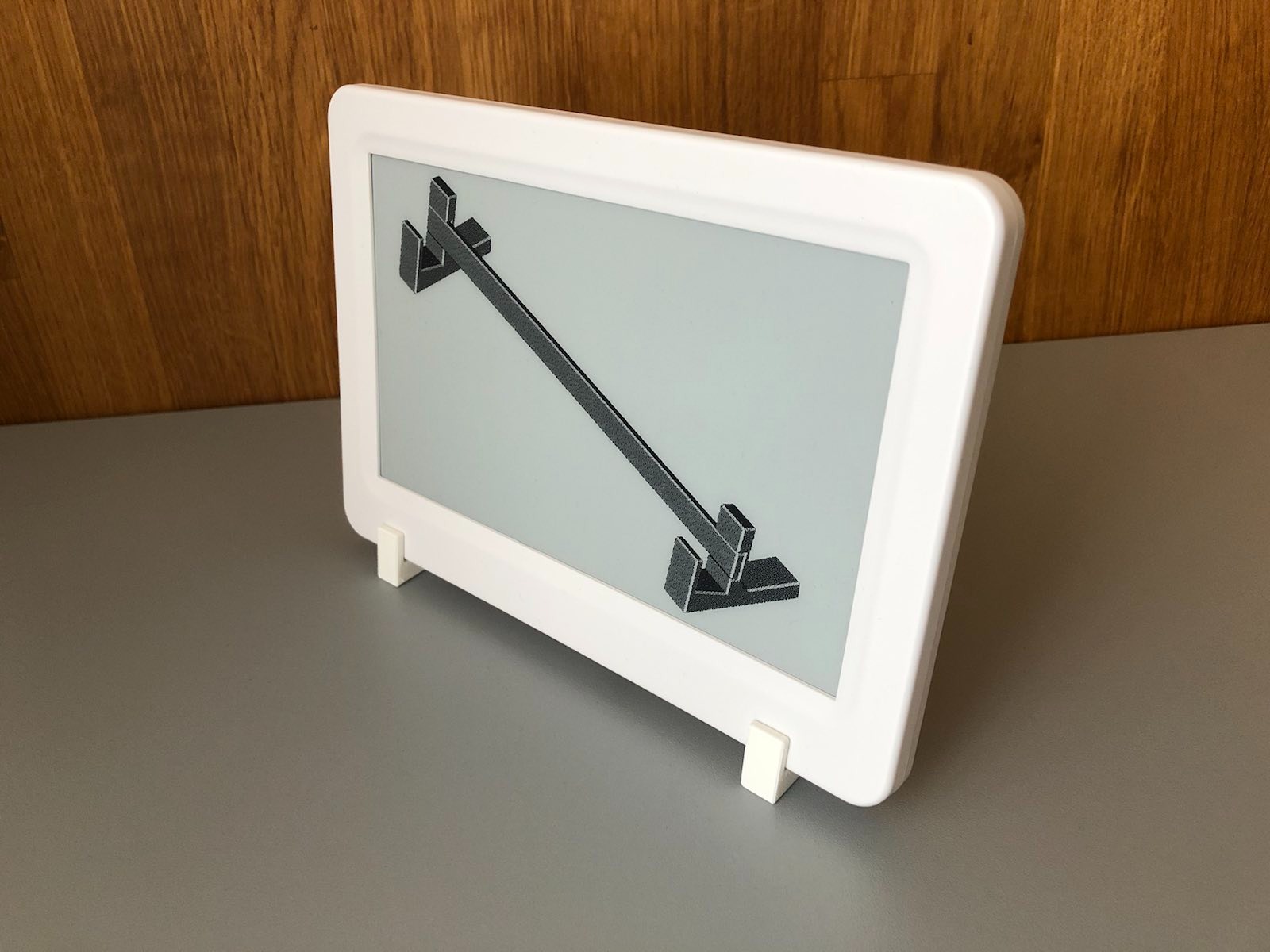 Desk Stand for NFC-Powered e-Paper Display