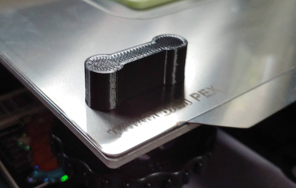 Brio or Compatible Male to Male Coupler