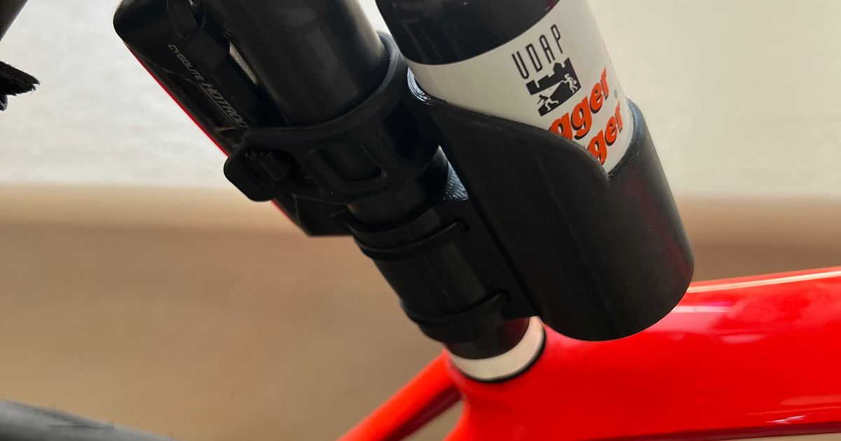 Bicycle Pepper Spray Holder by CeptoRider Download free STL model
