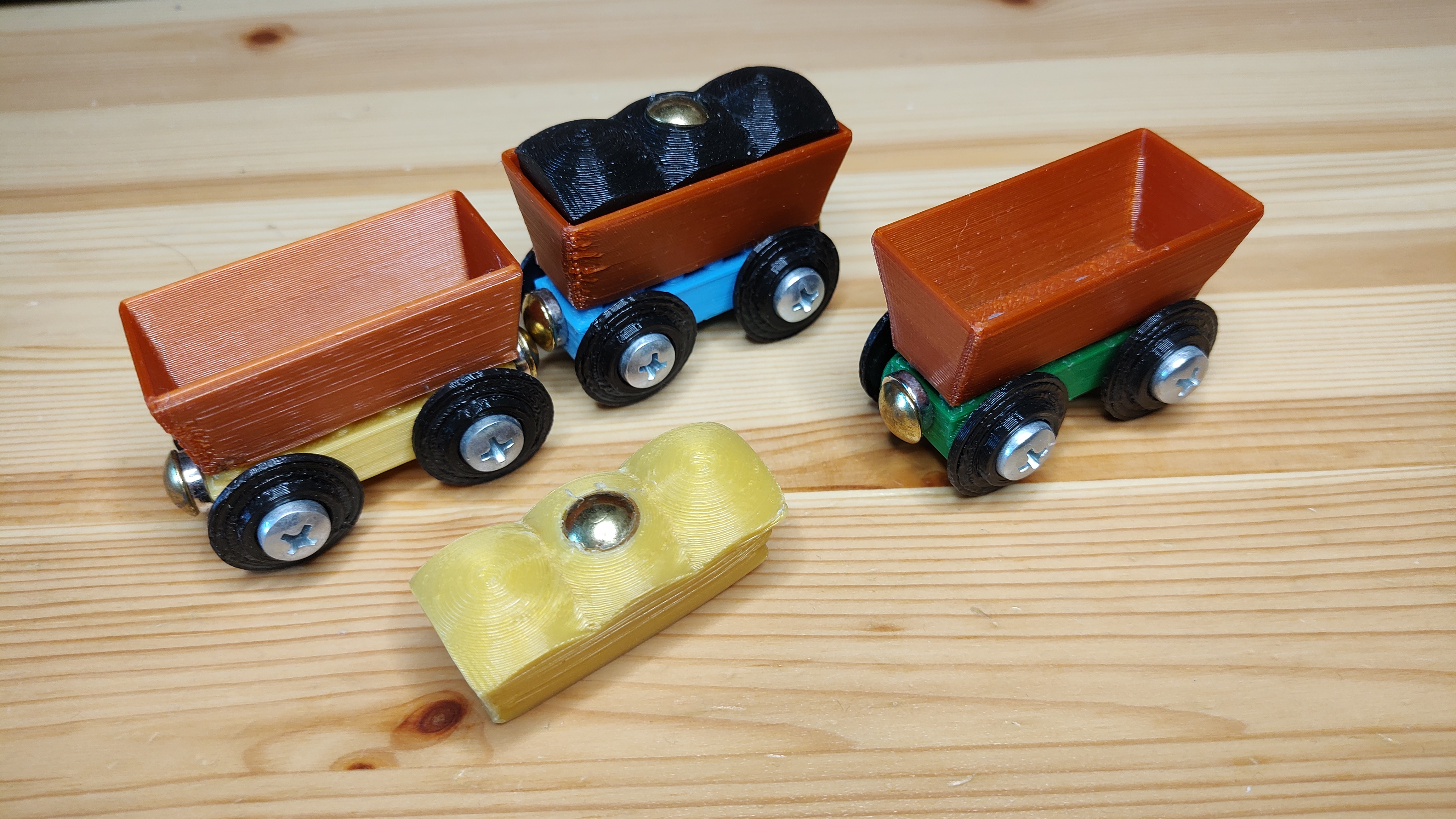 Brio + LEGO vagonky a auta