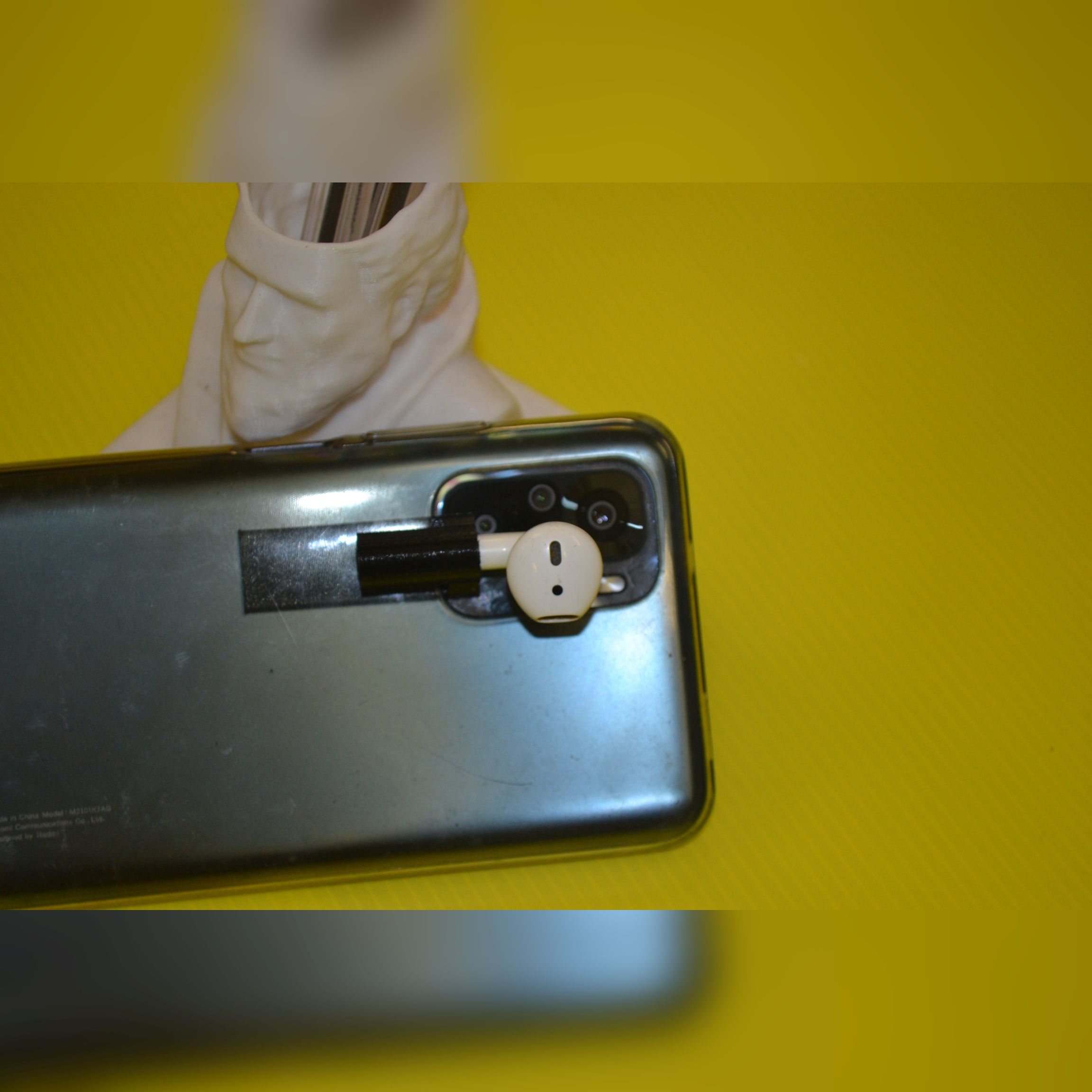 STL File Universal Headphone Holder / Universal Headphone Holder·3D Printing Model To Download·Cults