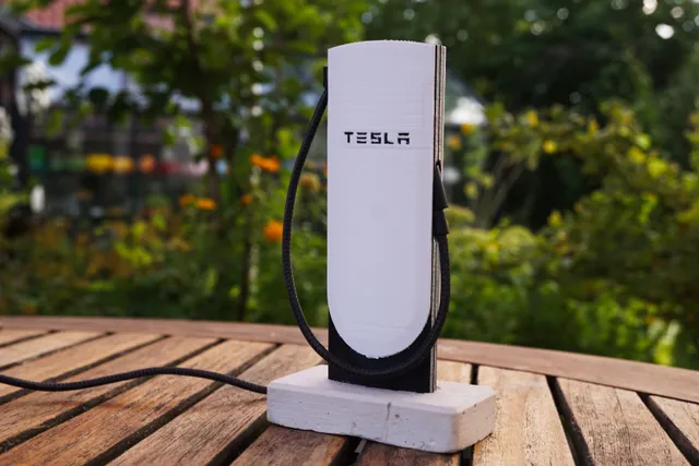 Tesla V4 Supercharger Phone Charger