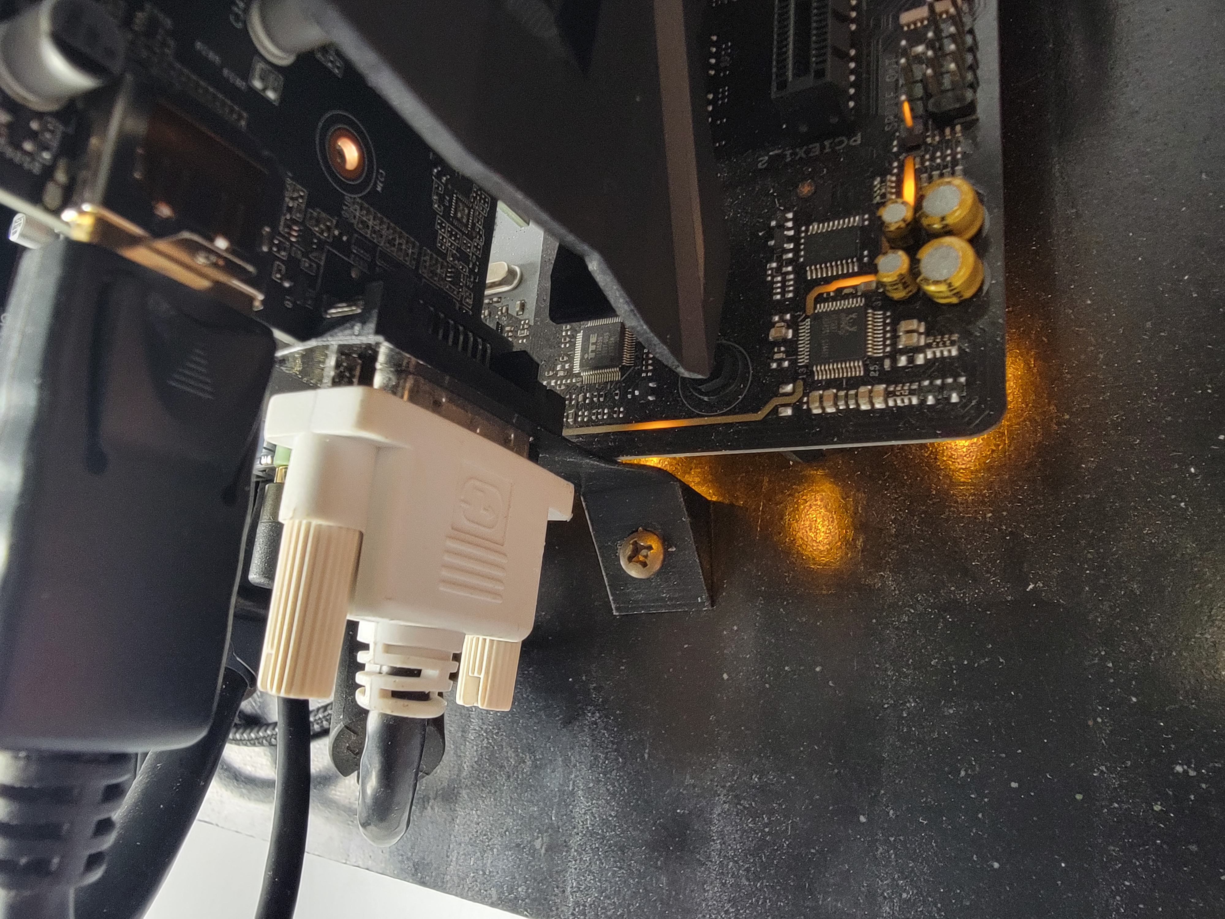 GPU Bracket