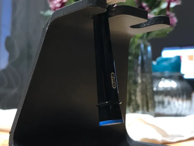 Oral-B Toothbrush-Head Holder