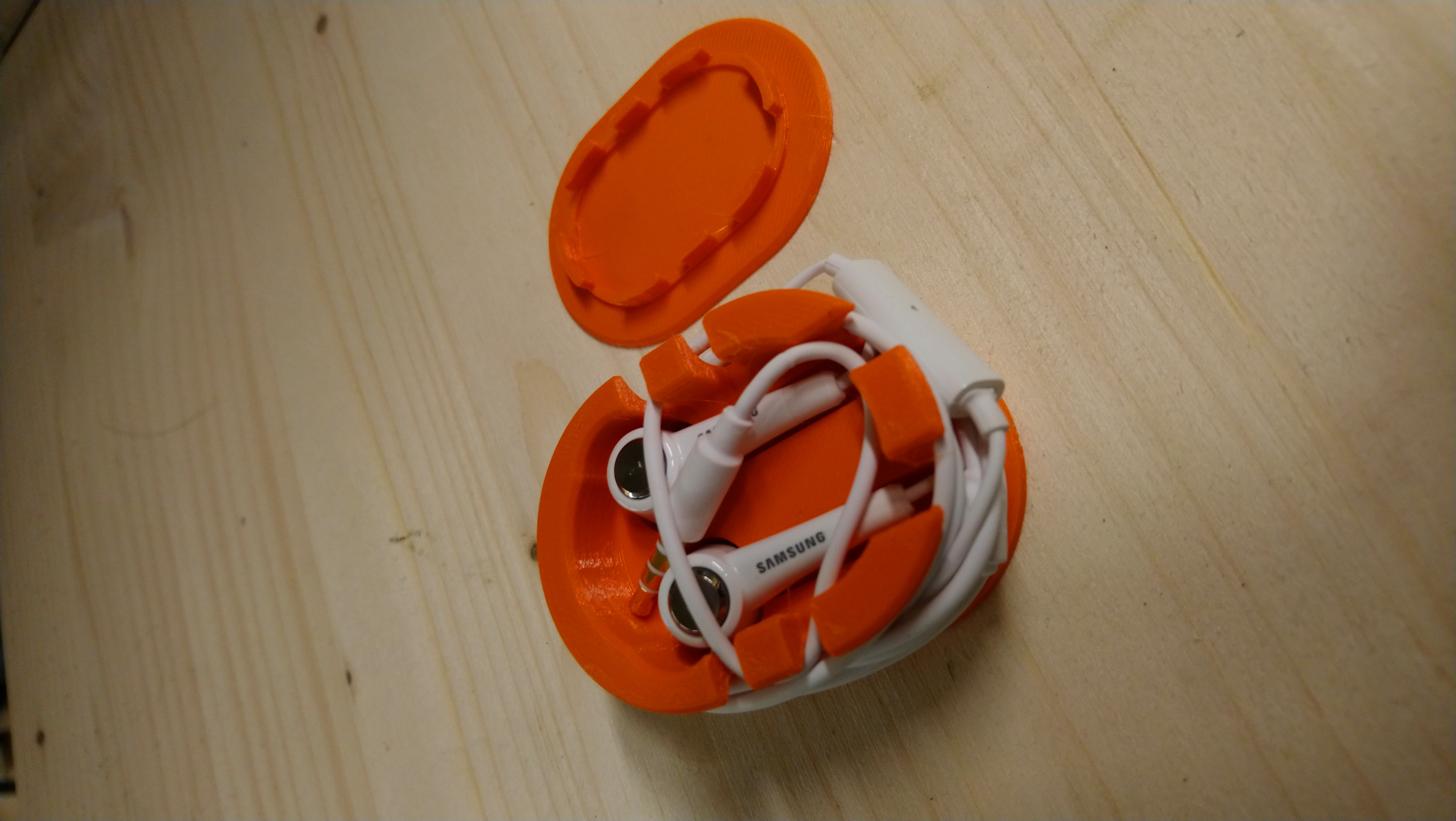 earphone box