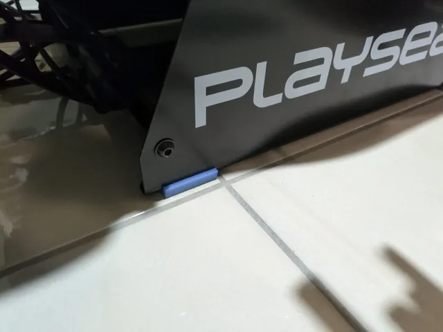 Playseat Evolution chair base feet