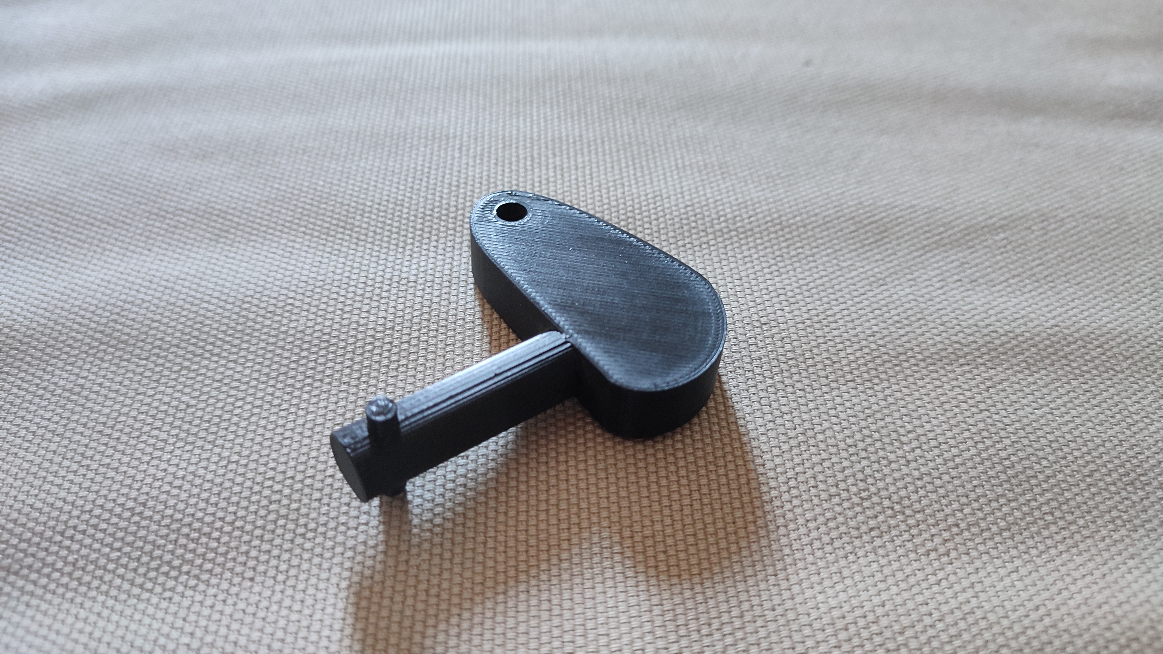 Coupe circuit, carotte hayon / plastic key for truck DHOLLANDIA etc