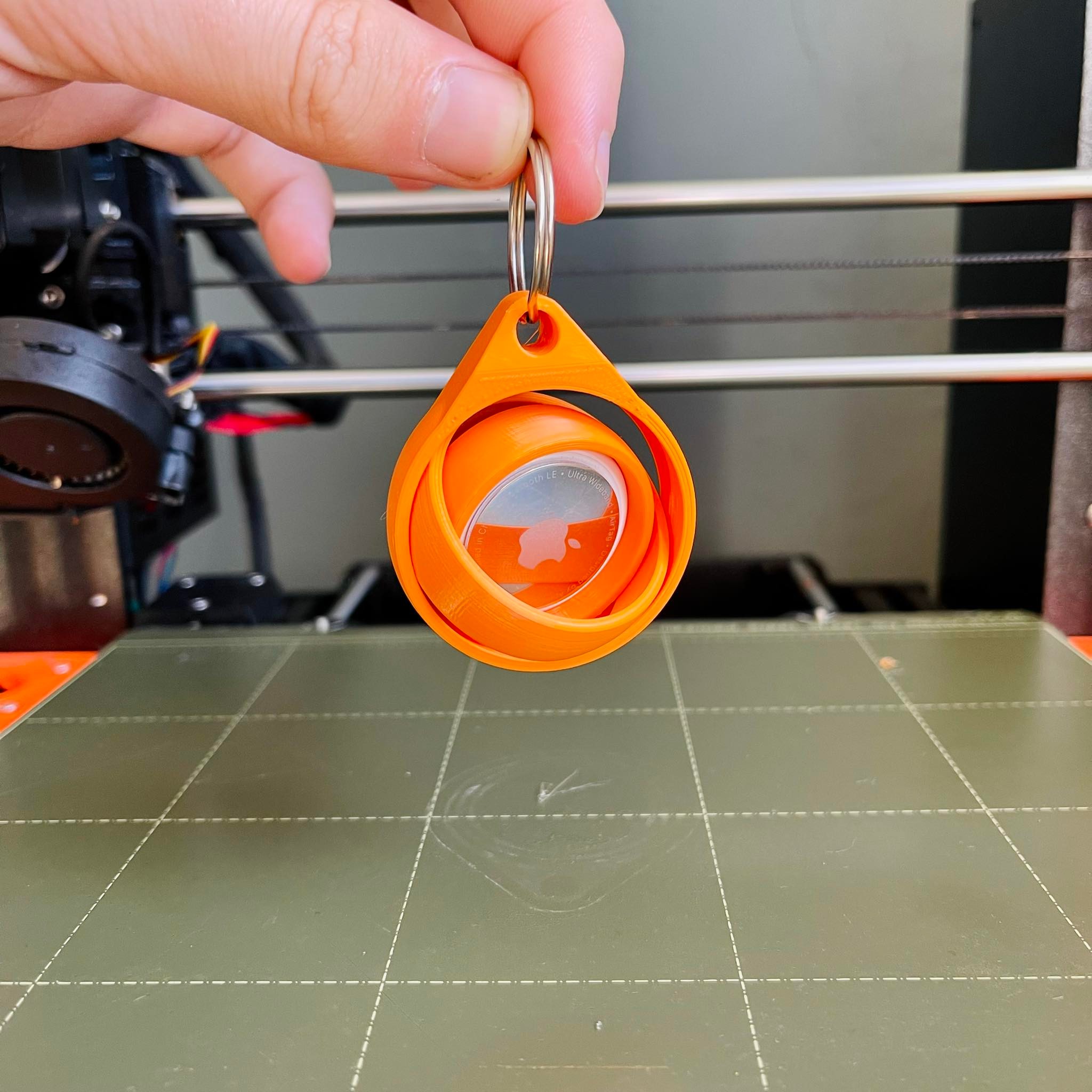 airtag keychain rings by DennisP Download free STL model