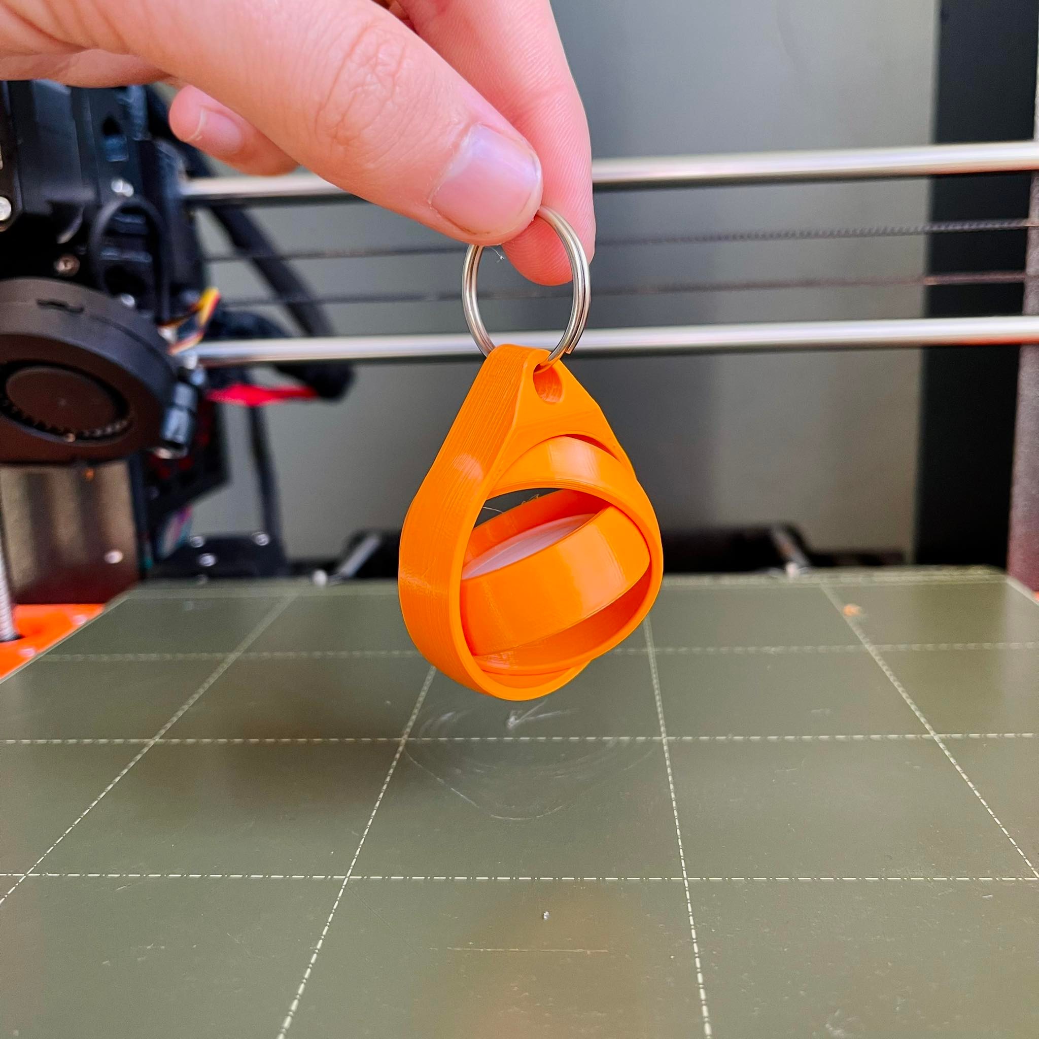 airtag keychain rings by DennisP Download free STL model