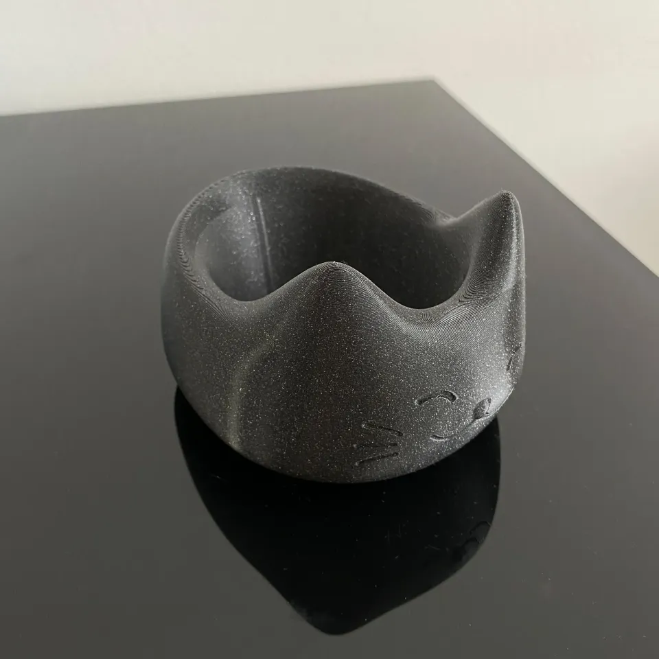 STL file cat bowl holder 🐱・3D printable model to download・Cults