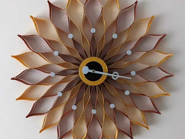Scaled-down Sunflower Clock