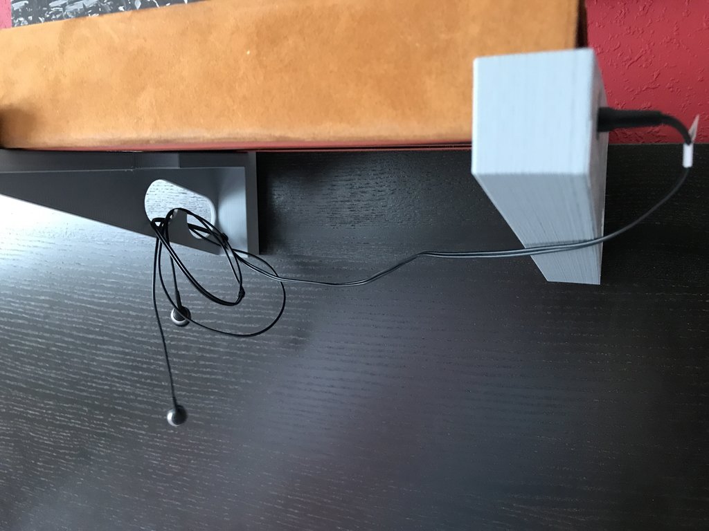 iPad holder for Ikea Malm bed headboard by Sammy Linden Download free