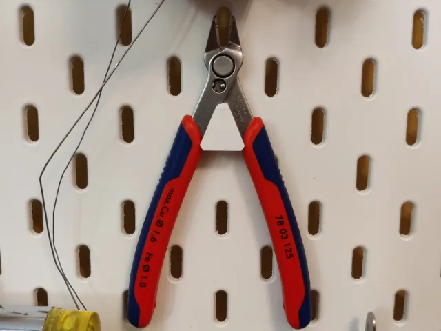 SKÅDIS pegboard knipex hanger