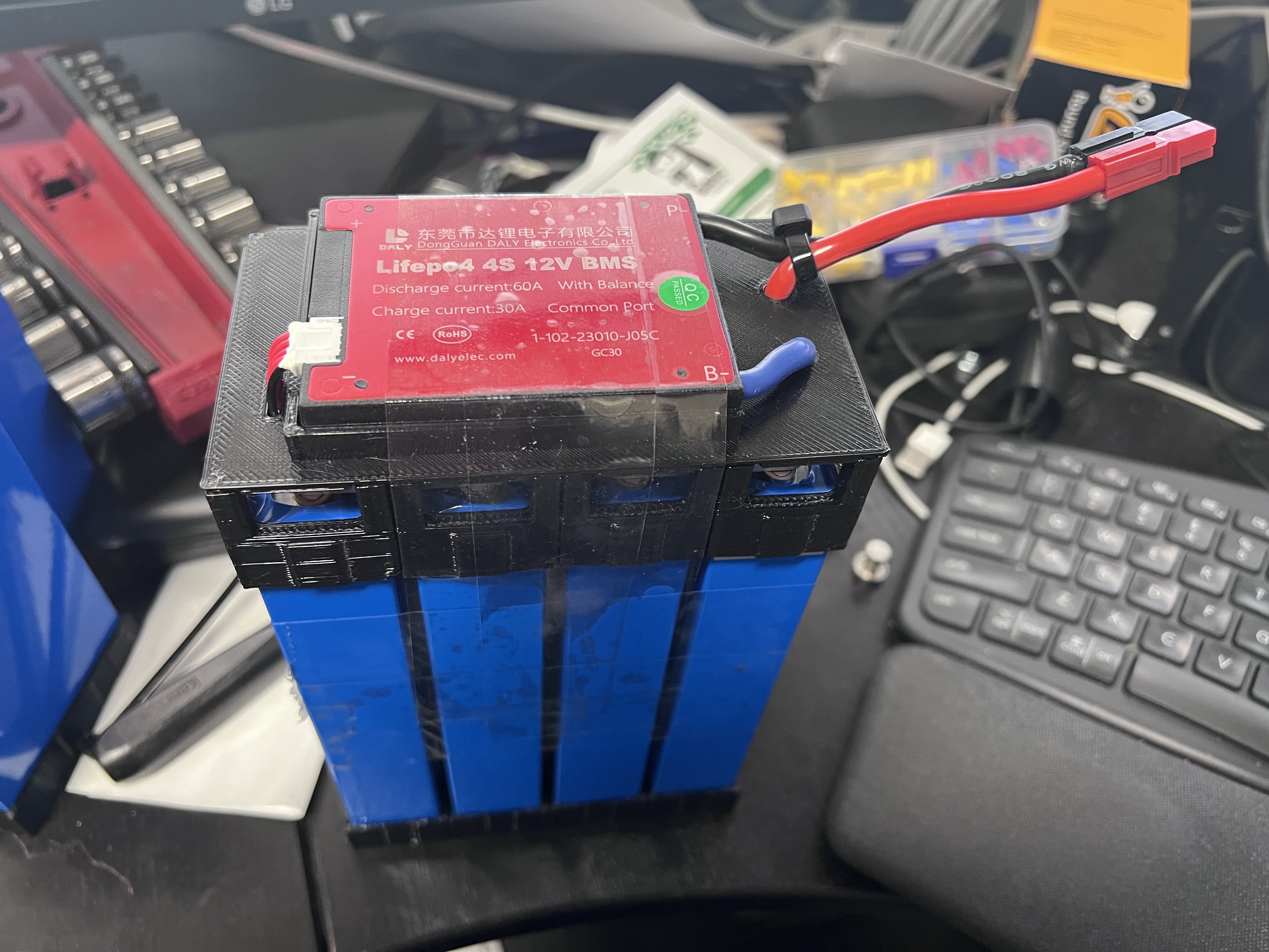 25Ah LifePO4 12V battery brackets