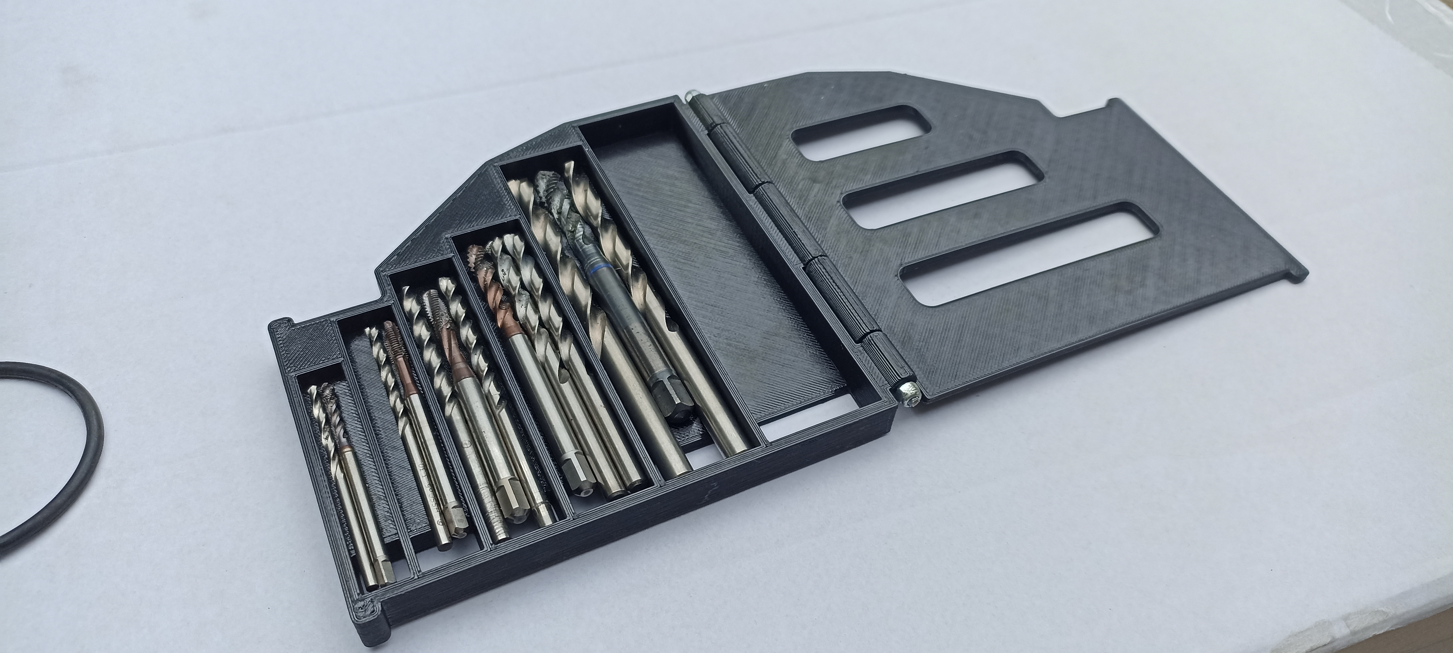 Taper box "Krabička na závitníky"