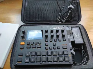 Elektron Digitakt II + Decksaver… Elektron Digitakt II + Decksaver | Reverb