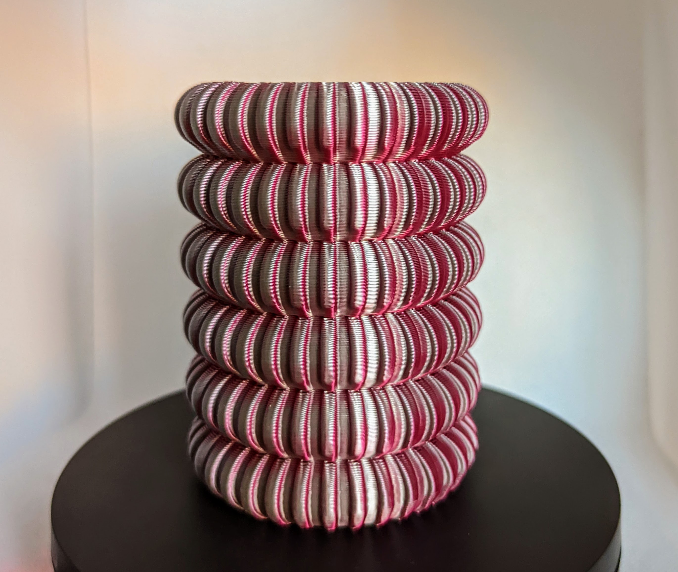 Miniatura 2 do modelo 3D Ribbed Vase