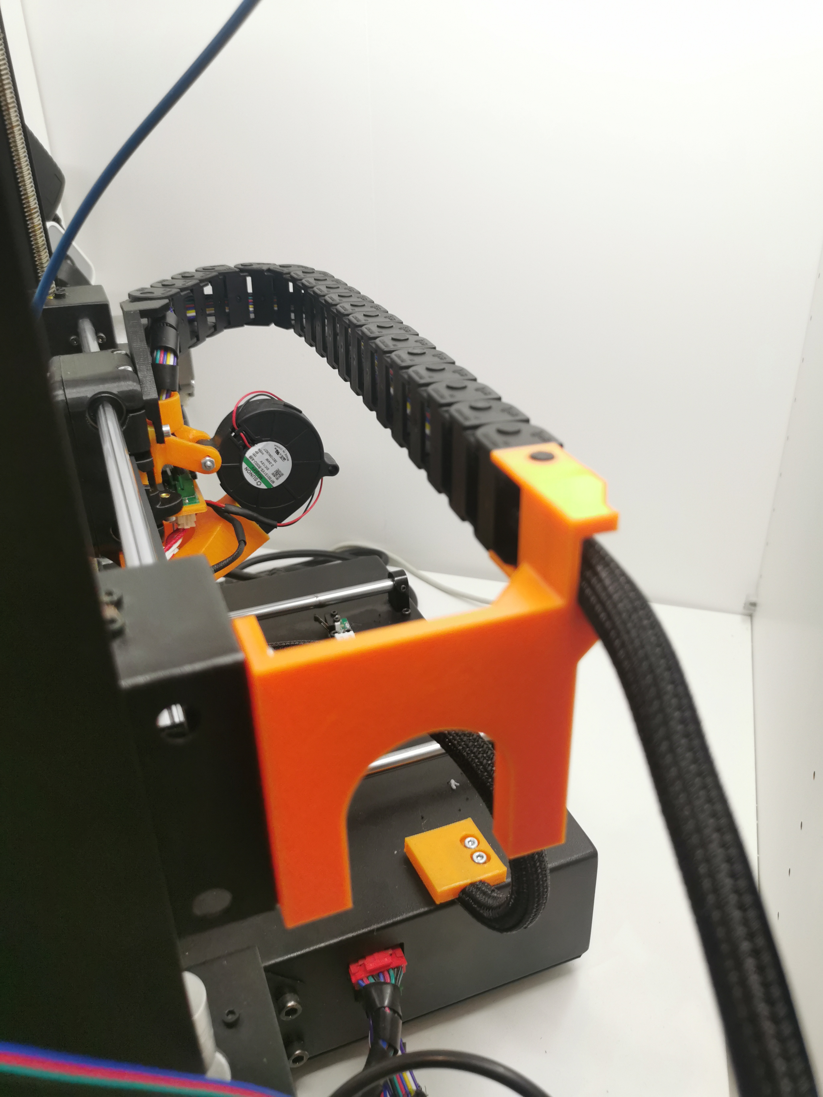 Schleppkettenhalter Anycubic I3 by JH3D | Download free STL model ...
