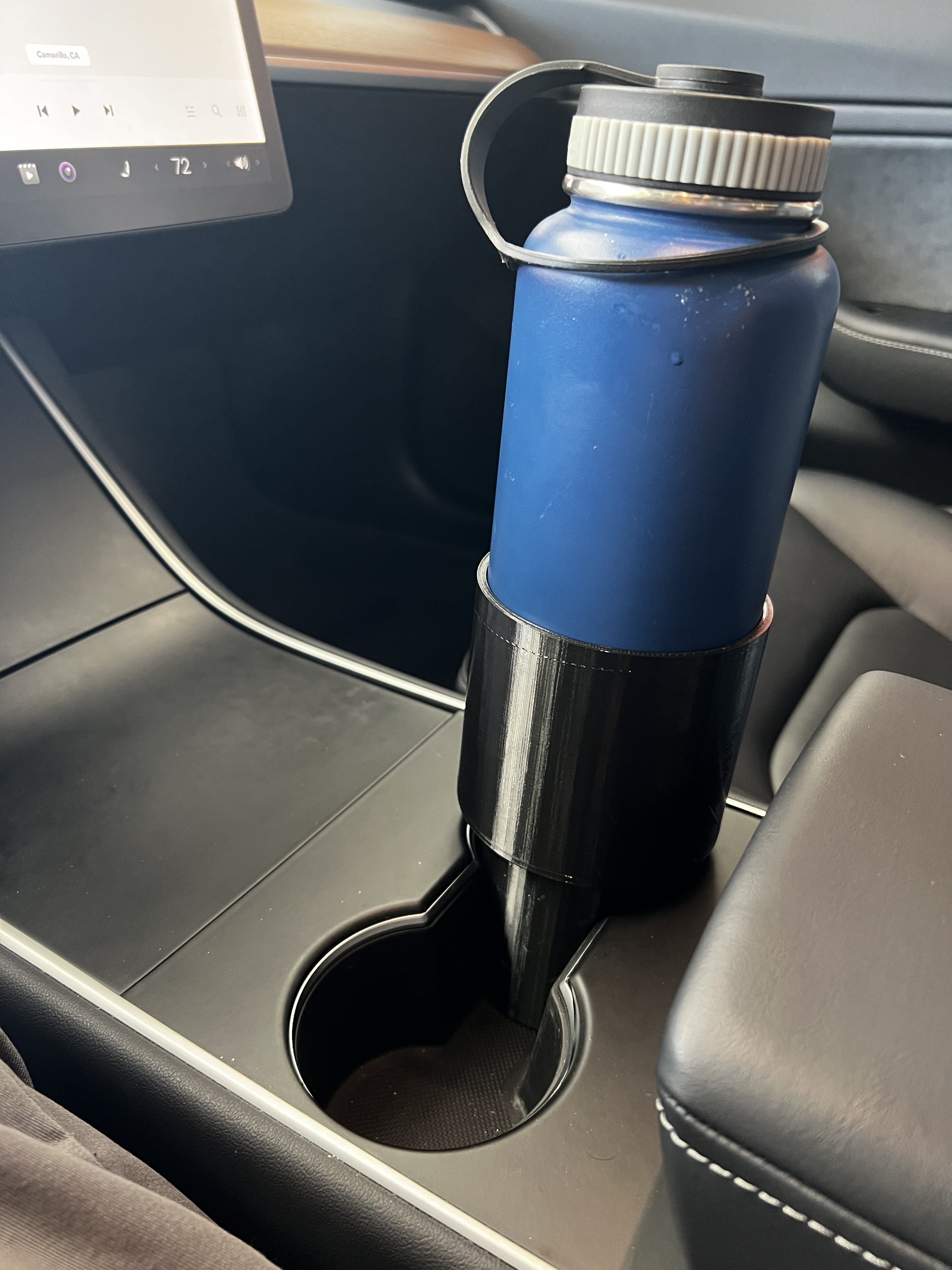 Tesla cup holder adapter for large bottle