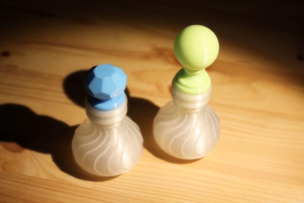 Miniatura 5 do modelo 3D Wizard Potion Bottle