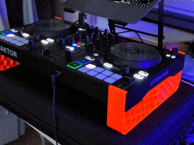 Native Instrument Kontrol S2 MK3 Ultra Light Stand