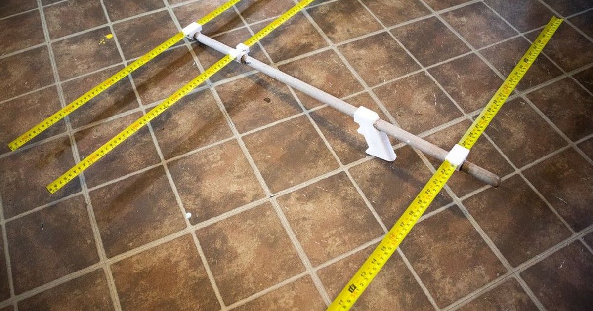 YAGI UDA antenna with a Broomstick! complete with handle and BNC holder by Miaoucat | Download ...