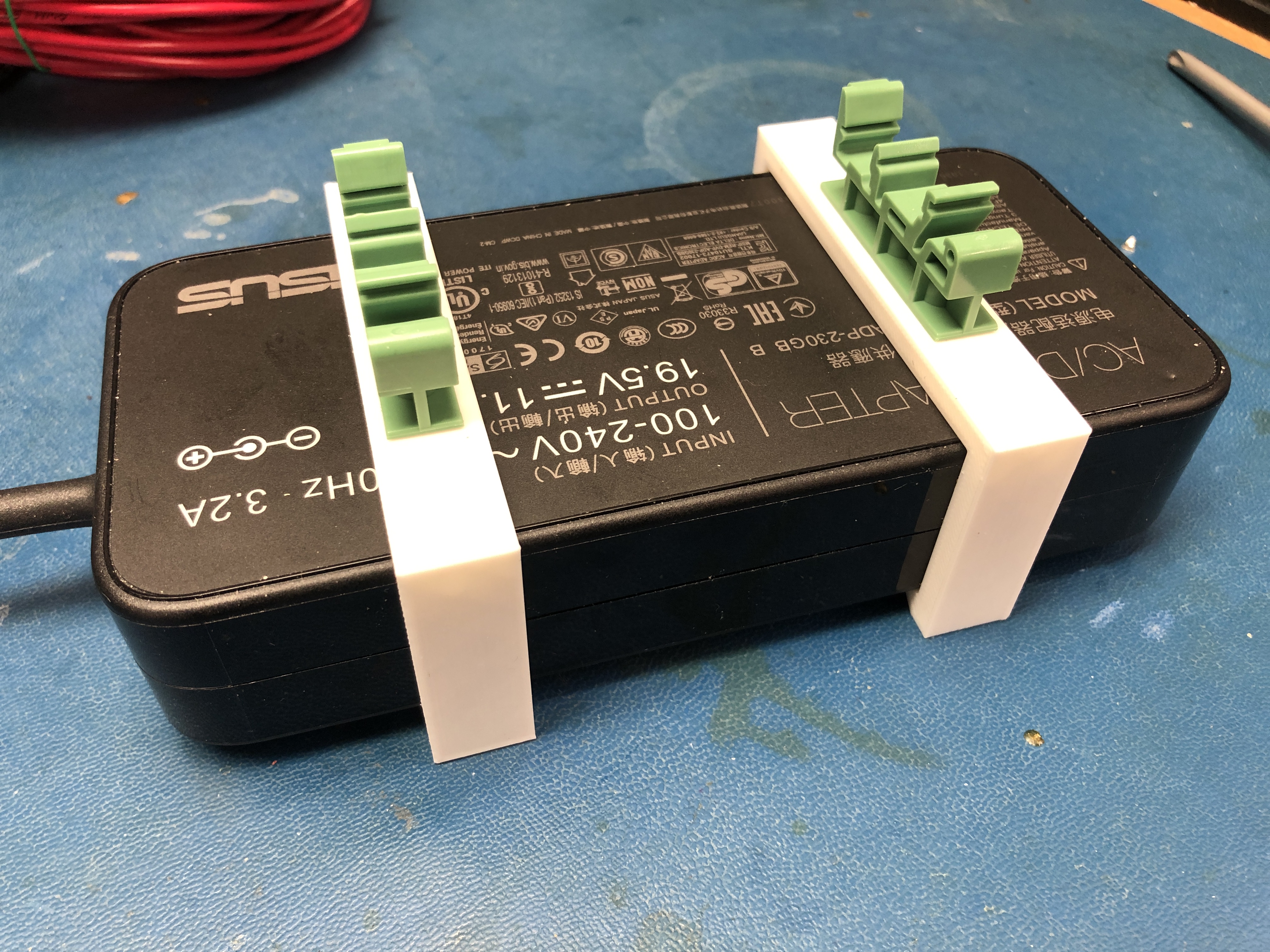ASUS ADP-230GB Monitor Power Supply Mount