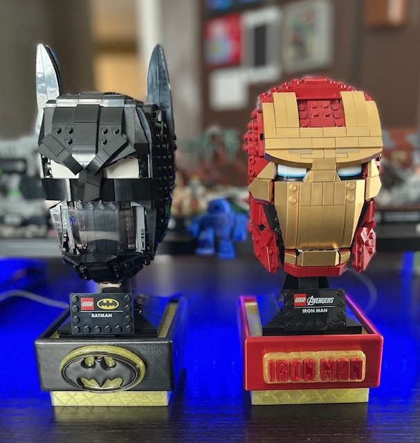 LED Illuminated Pedestal for Lego Helmets by maandren Download free STL model