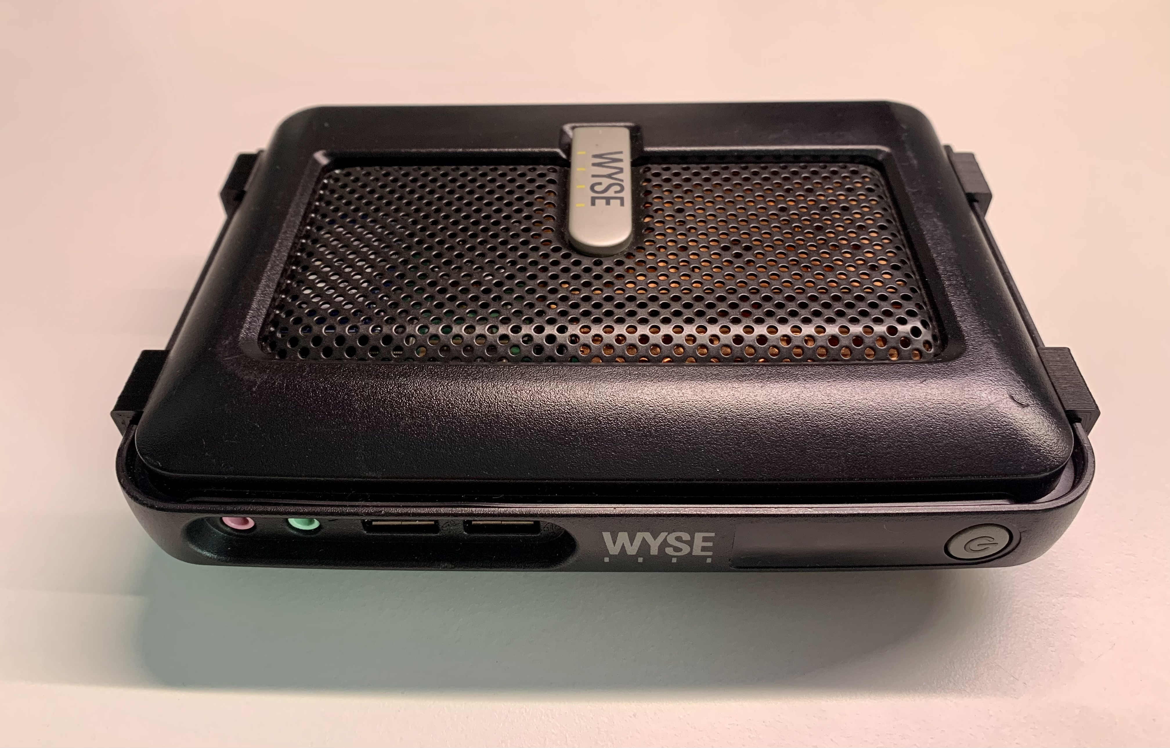 Wyse C10LE feets — miniatura 3