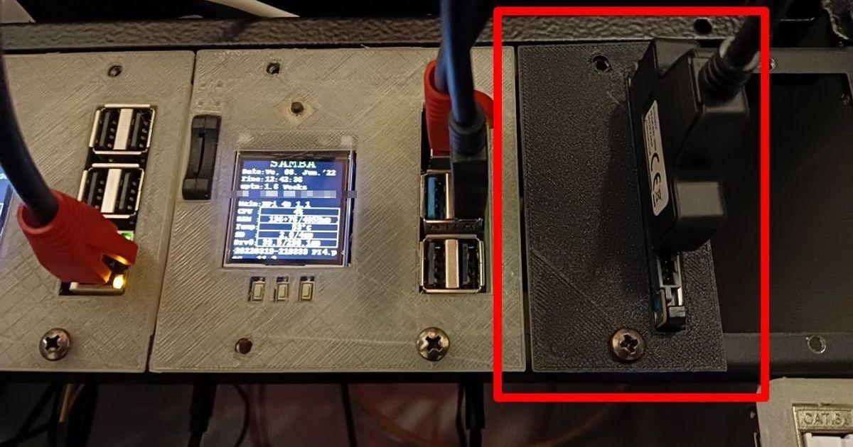 OpenSCAD 2.5" HDD Rack Mount by Starwhooper Download free STL model