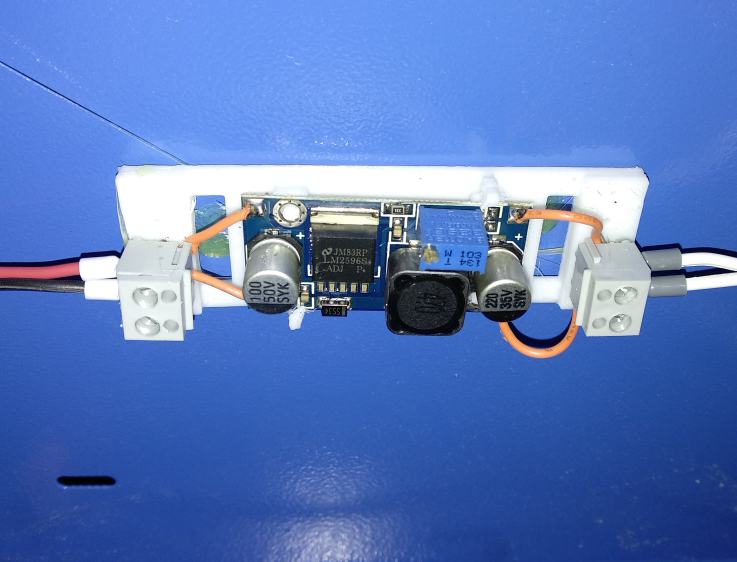LM2596 Stepdown mount with slots for terminal