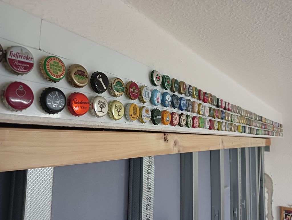 OpenSCAD - crown cork bottle cap magnet frame by Starwhooper | Download ...