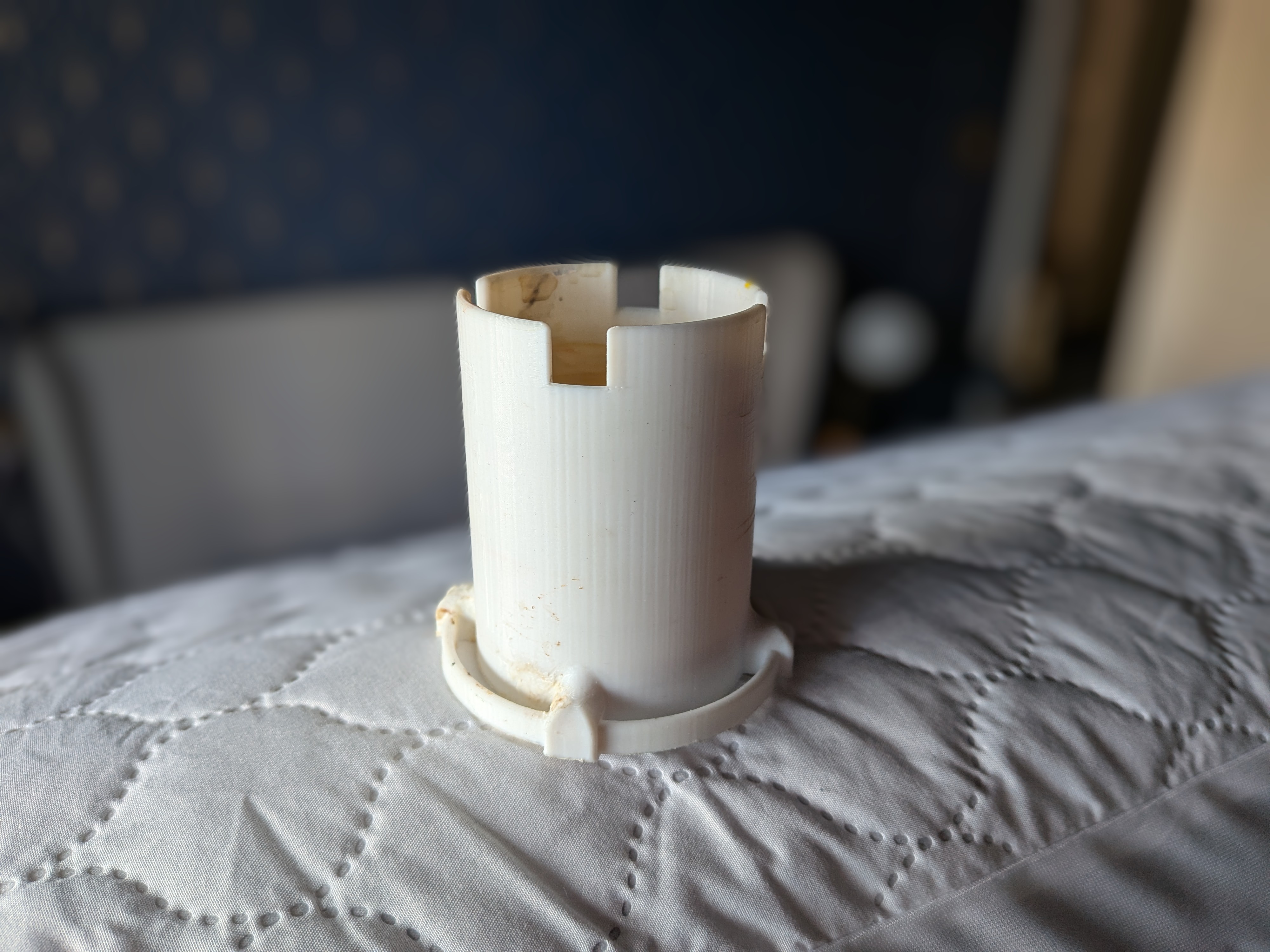 The Unspillable Brush Wash Cup
